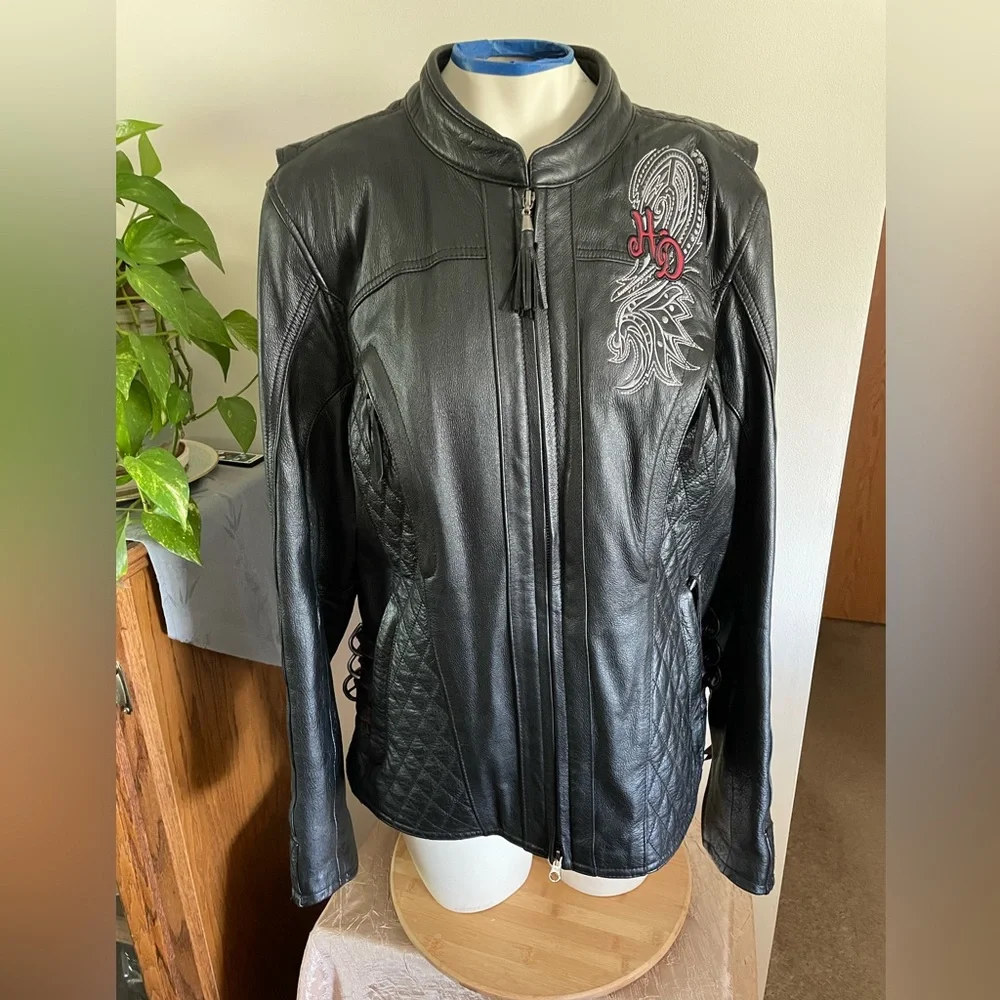 Harley-Davidson Ladies Leather Jacket W/ Red & Gray Design. Sweatshirt included - Picture 1 of 16